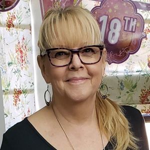 Meet your Posher, Rhonda